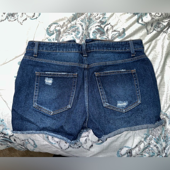 Jean shorts - Picture 2 of 3